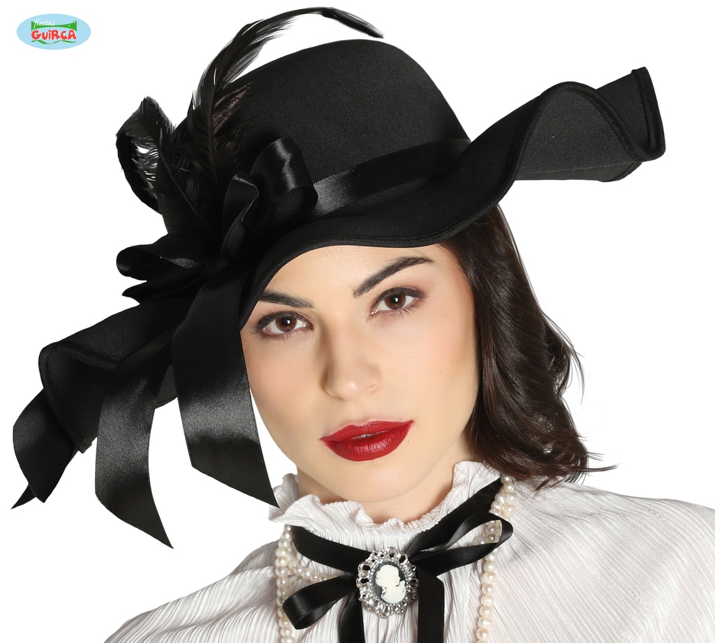 PAMELA NEGRA CON PLUMAS